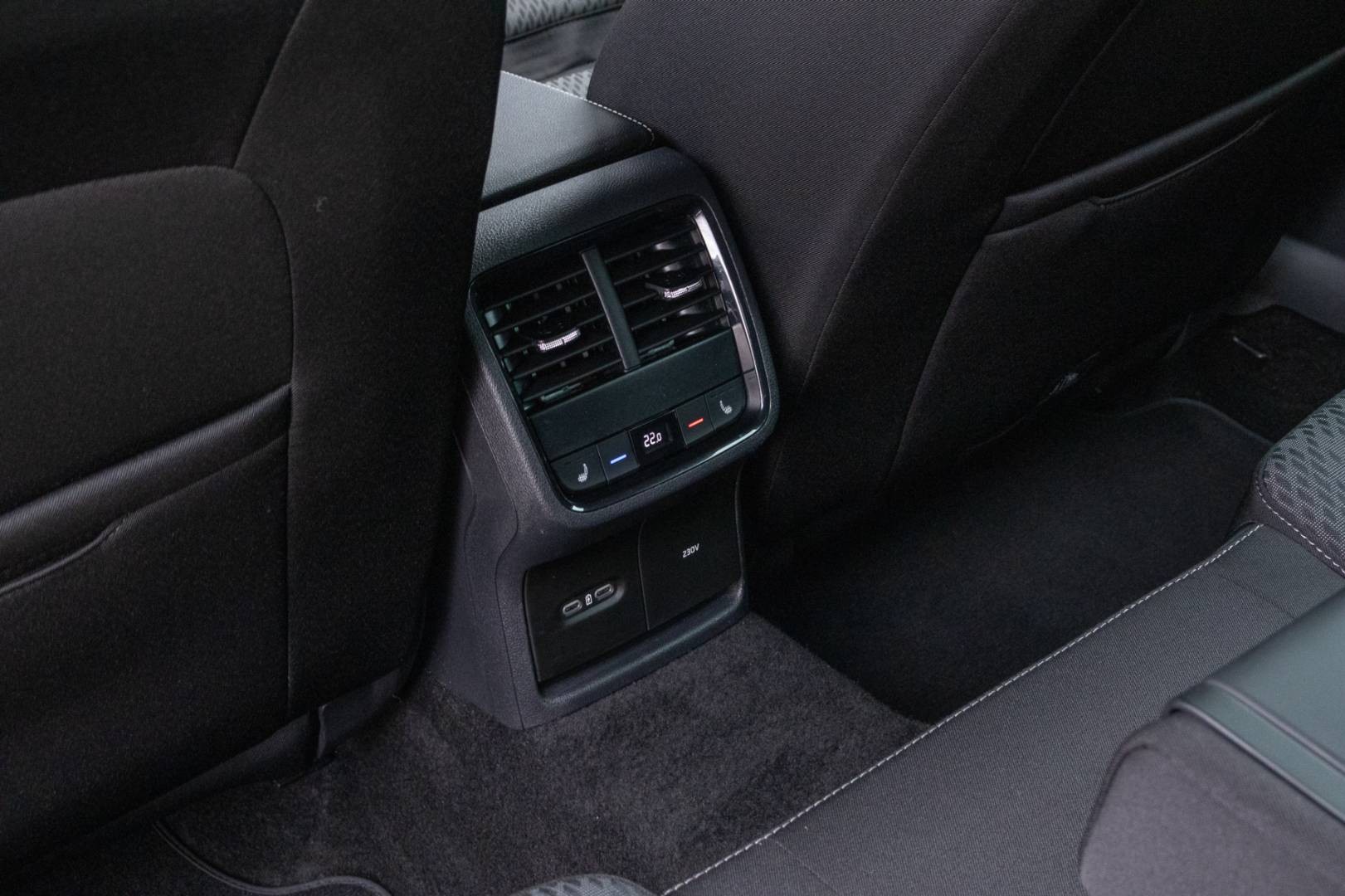 Škoda Octavia Combi 2.0 TDI SCR Clever DSG – Obrázok 12