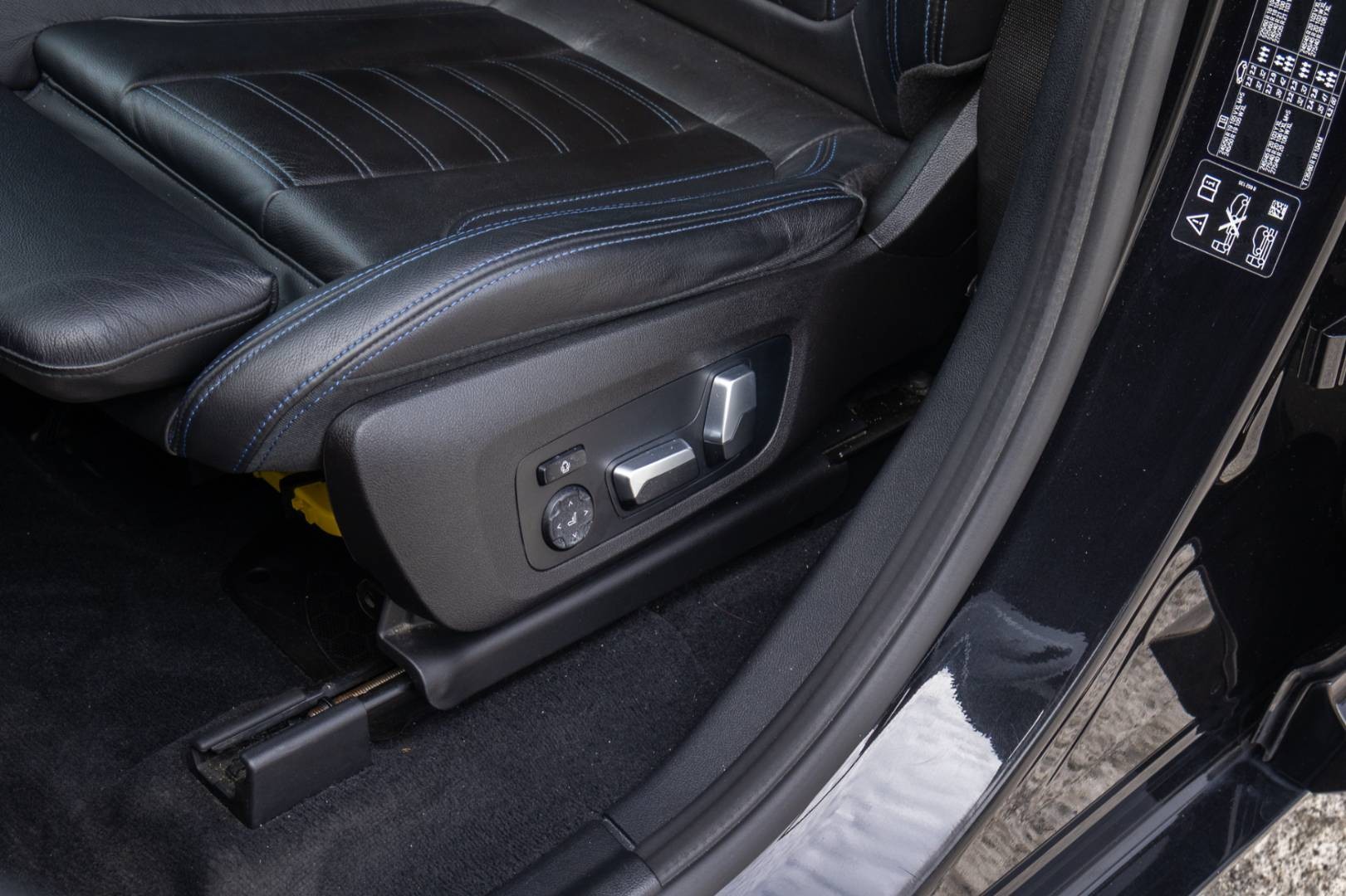 BMW X4 G02 LCI xDrive30d mHEV A/T -NEBÚRANÉ – Obrázok 15
