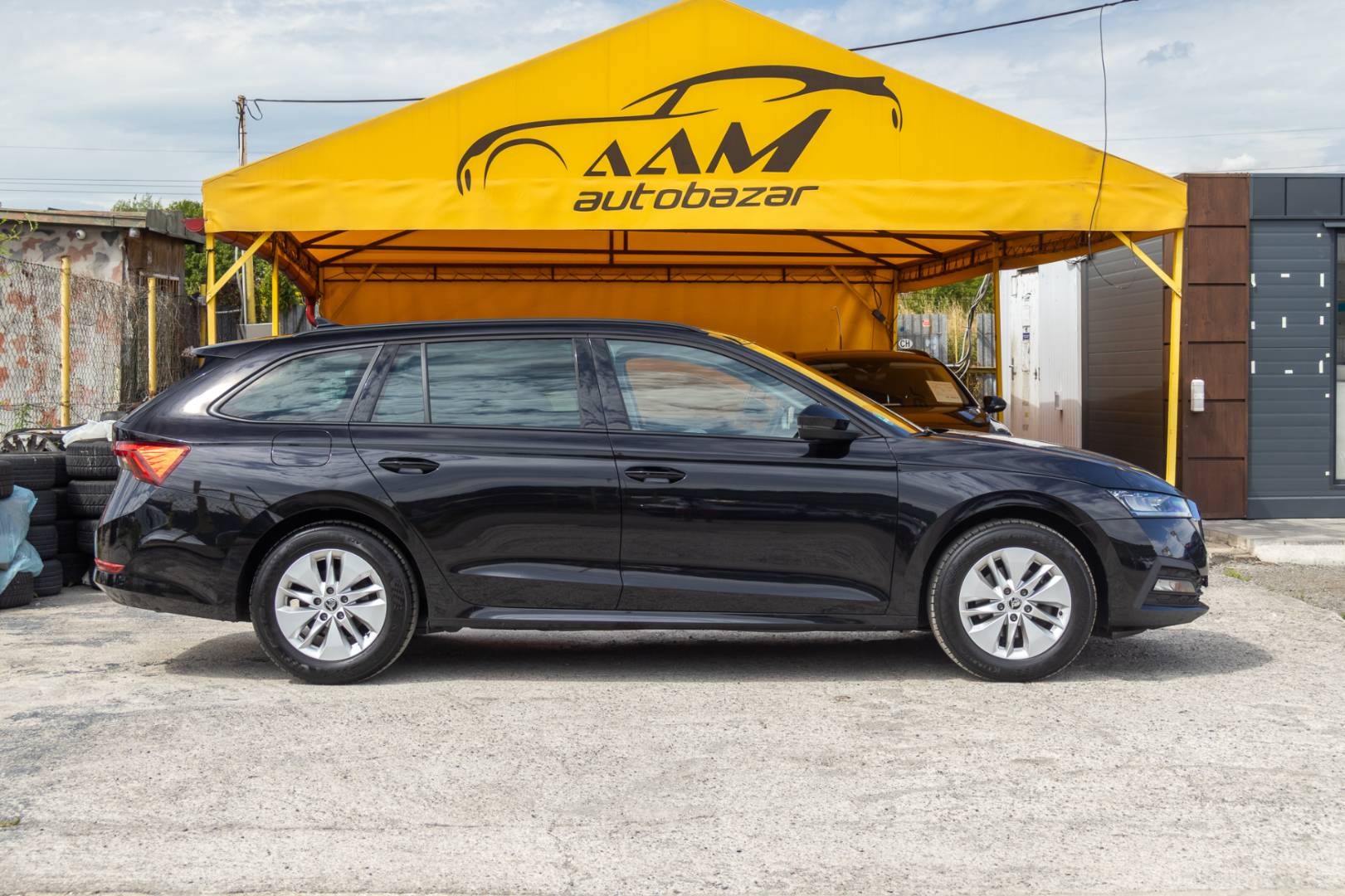 Škoda Octavia Combi 2.0 TDI SCR Ambition DSG – Obrázok 4