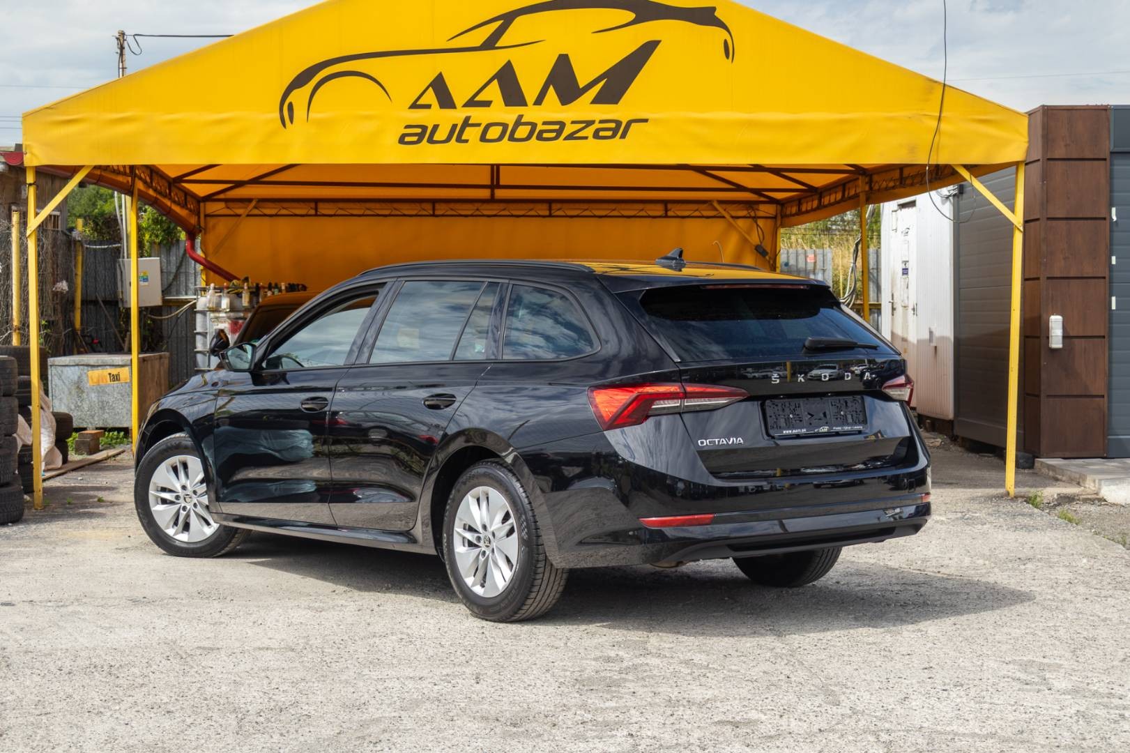 Škoda Octavia Combi 2.0 TDI SCR Ambition DSG – Obrázok 6