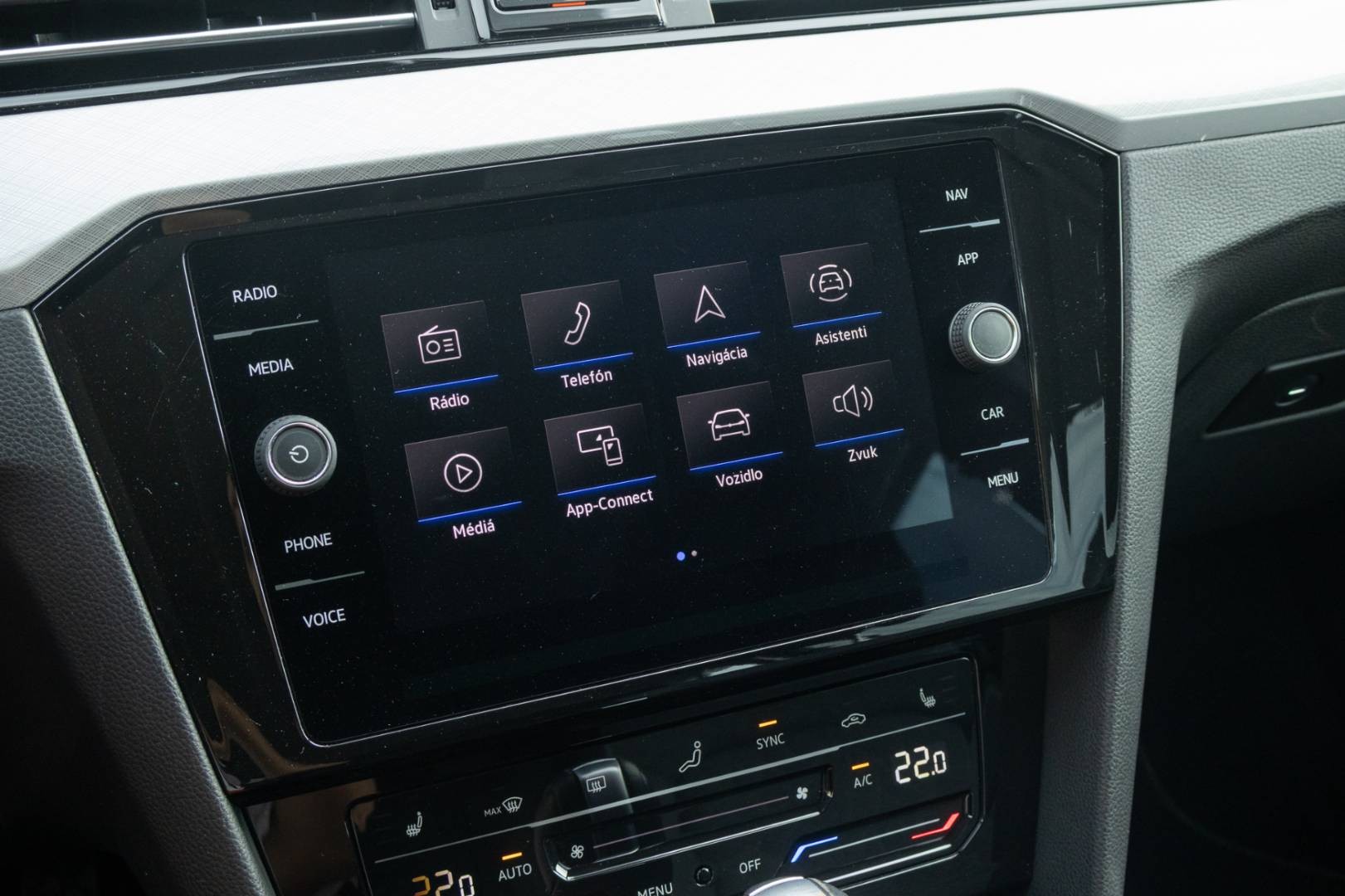 Volkswagen Passat Variant 2.0 TDI EVO Business DSG – Obrázok 23