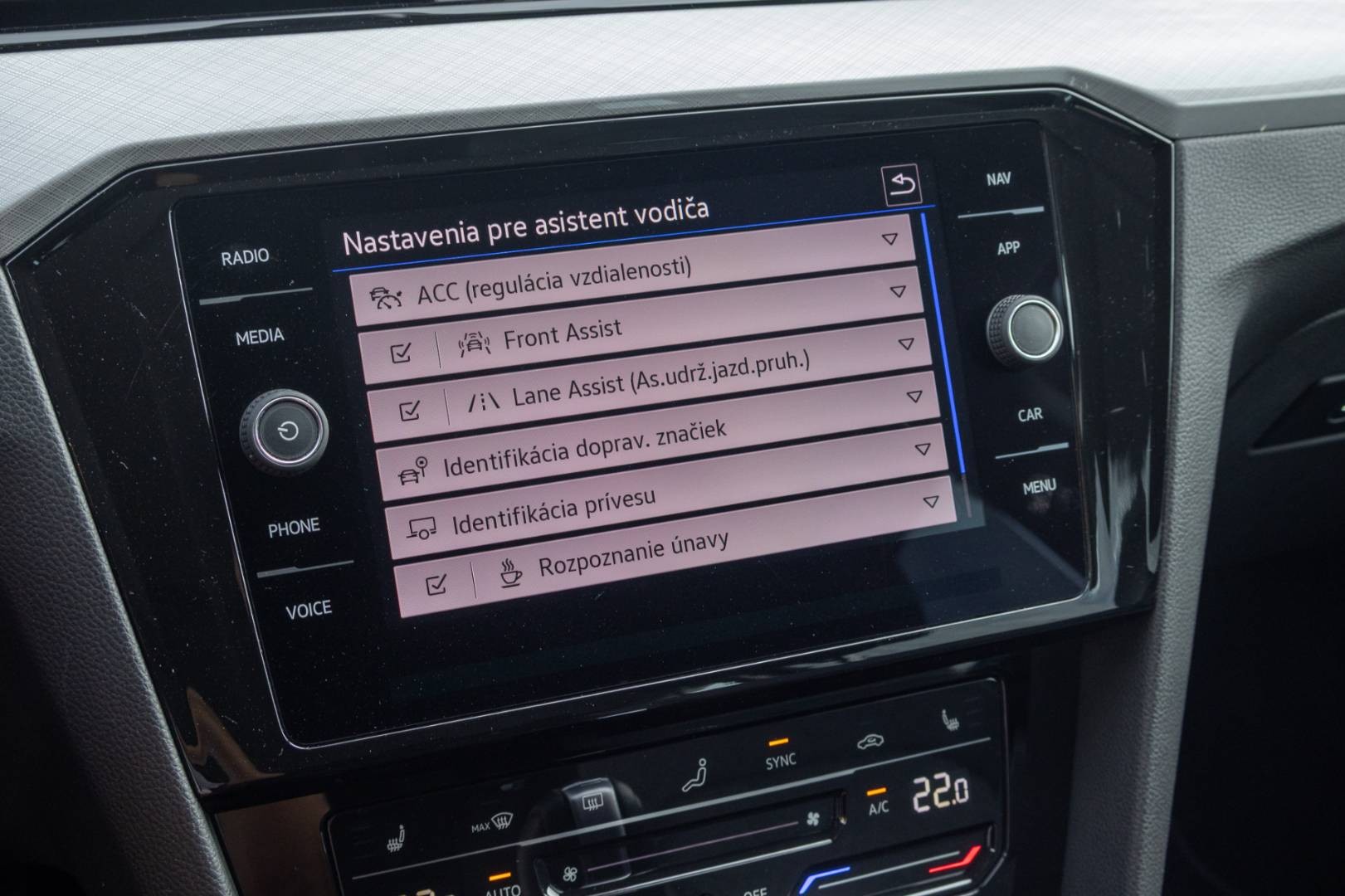 Volkswagen Passat Variant 2.0 TDI EVO Business DSG – Obrázok 25