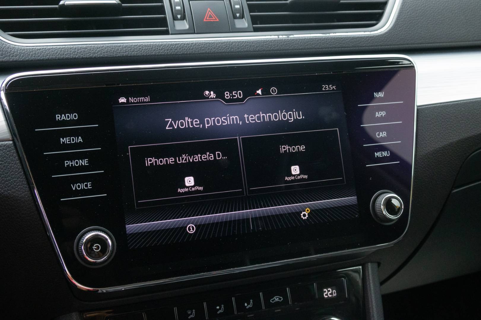Škoda Superb 2.0 TDI SCR Ambition – Obrázok 18