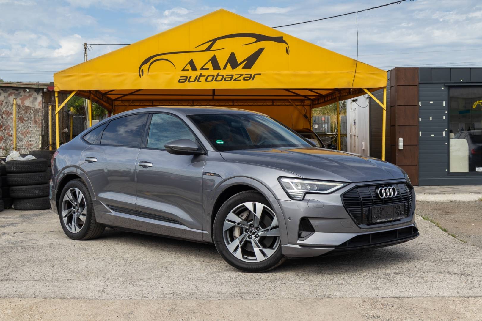Audi E-tron 55 Quattro Sportback 2x S-LINE – Obrázok 4
