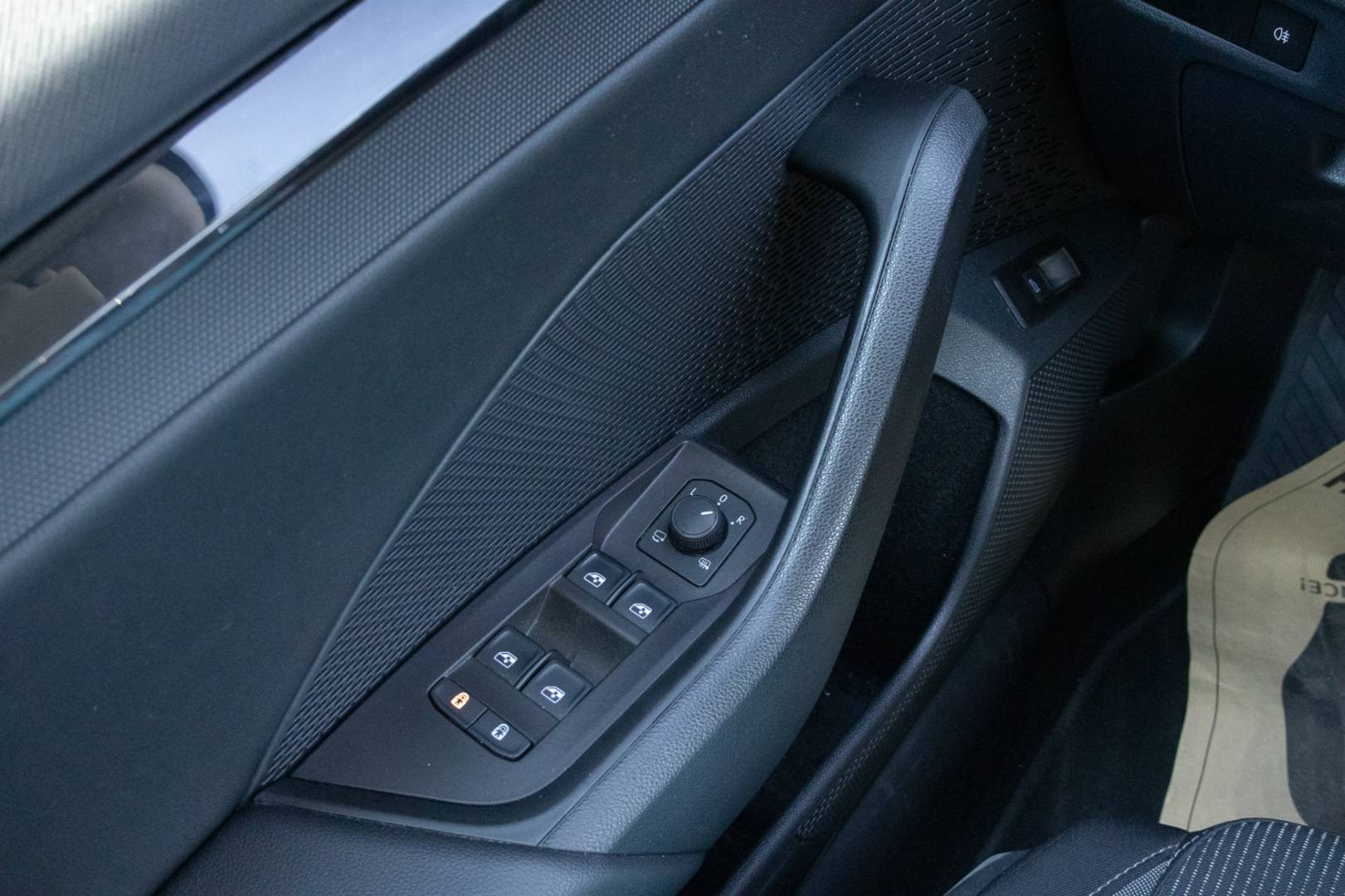 Škoda Octavia Combi 2.0 TDI SCR Ambition – Obrázok 13