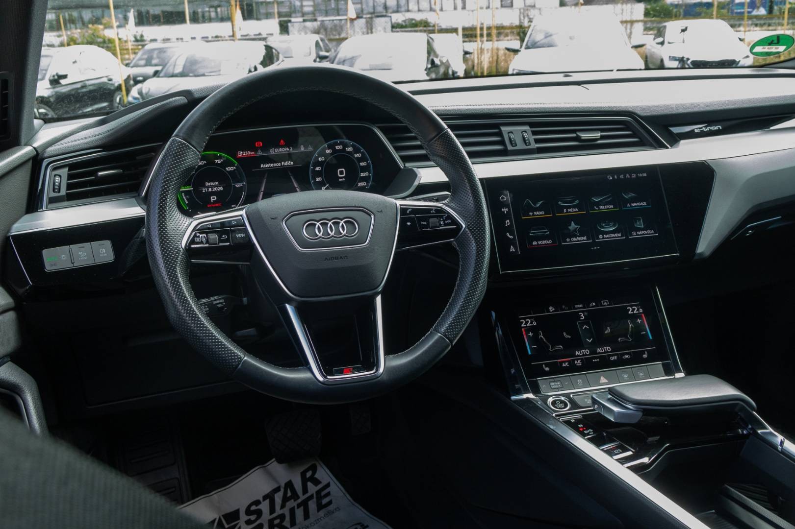 Audi E-tron 55 Quattro Sportback 2x S-LINE – Obrázok 19