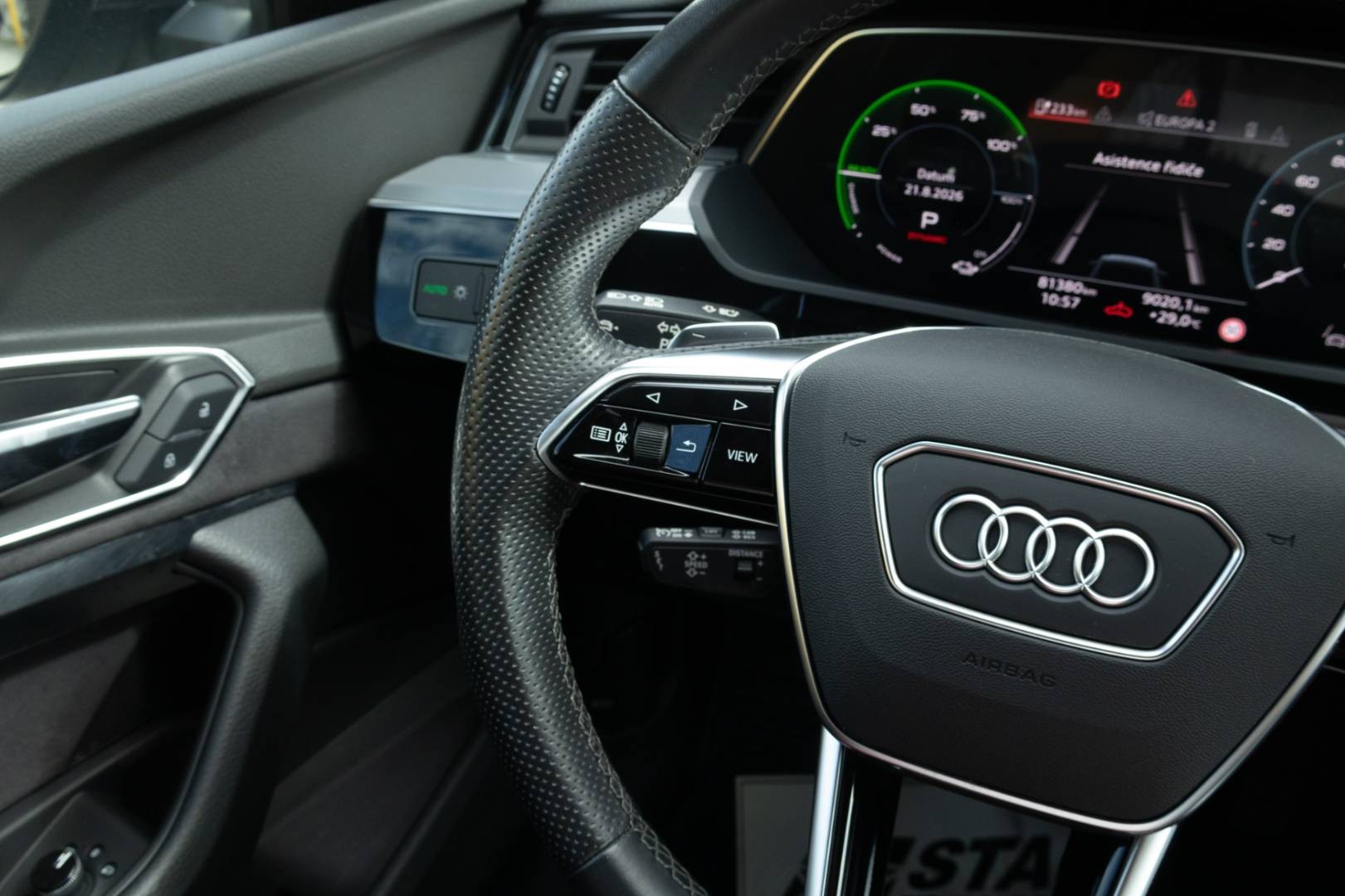 Audi E-tron 55 Quattro Sportback 2x S-LINE – Obrázok 20