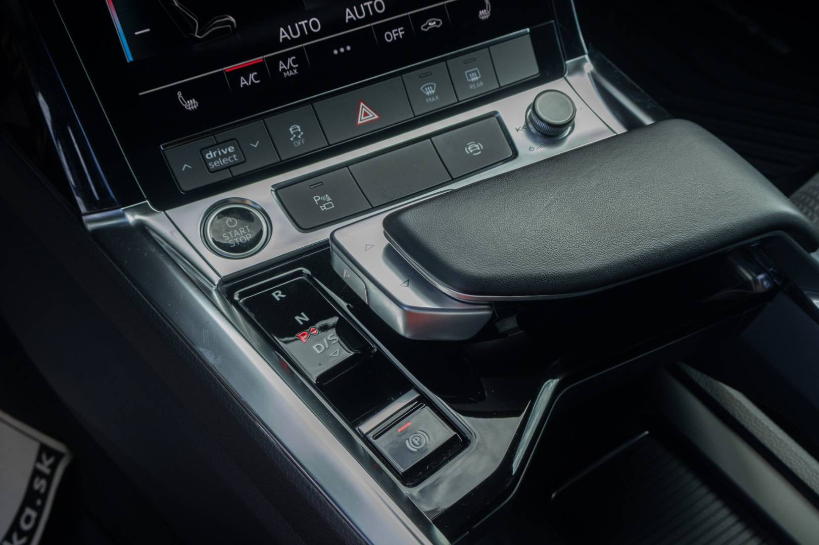 Audi E-tron 55 Quattro Sportback 2x S-LINE – Obrázok 30