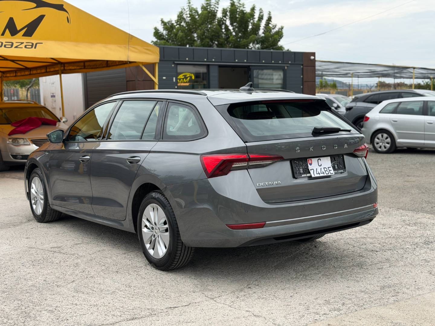 Škoda Octavia Combi 2.0 TDI SCR Ambition DSG – Obrázok 3
