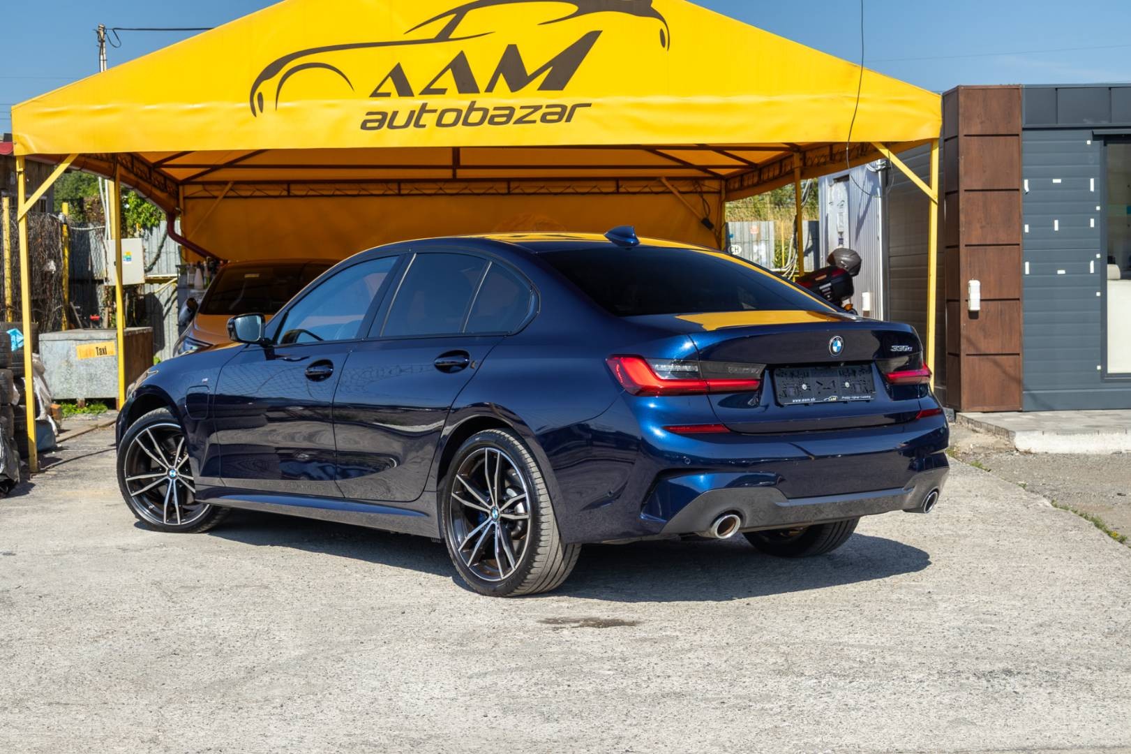 BMW Rad 3 330e G20 PHEV A/T -NEBÚRANÉ – Obrázok 6