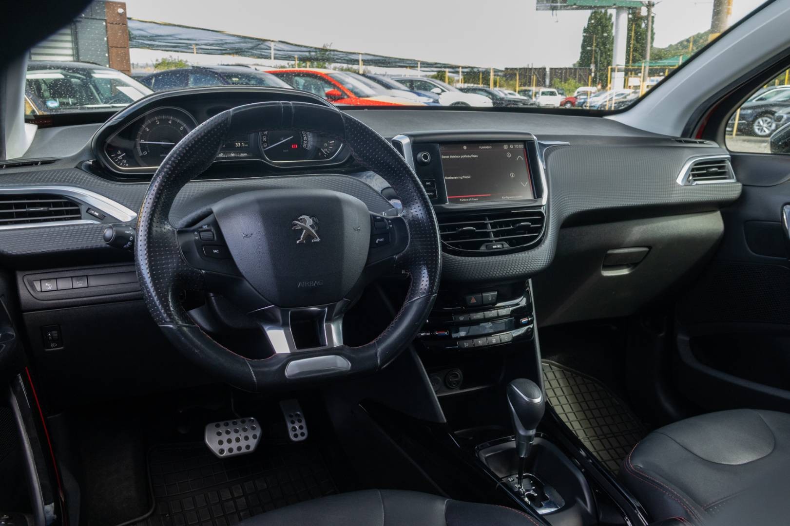 Peugeot 2008 1.2 PureTech 110 S&S GT Line A/T – Obrázok 12