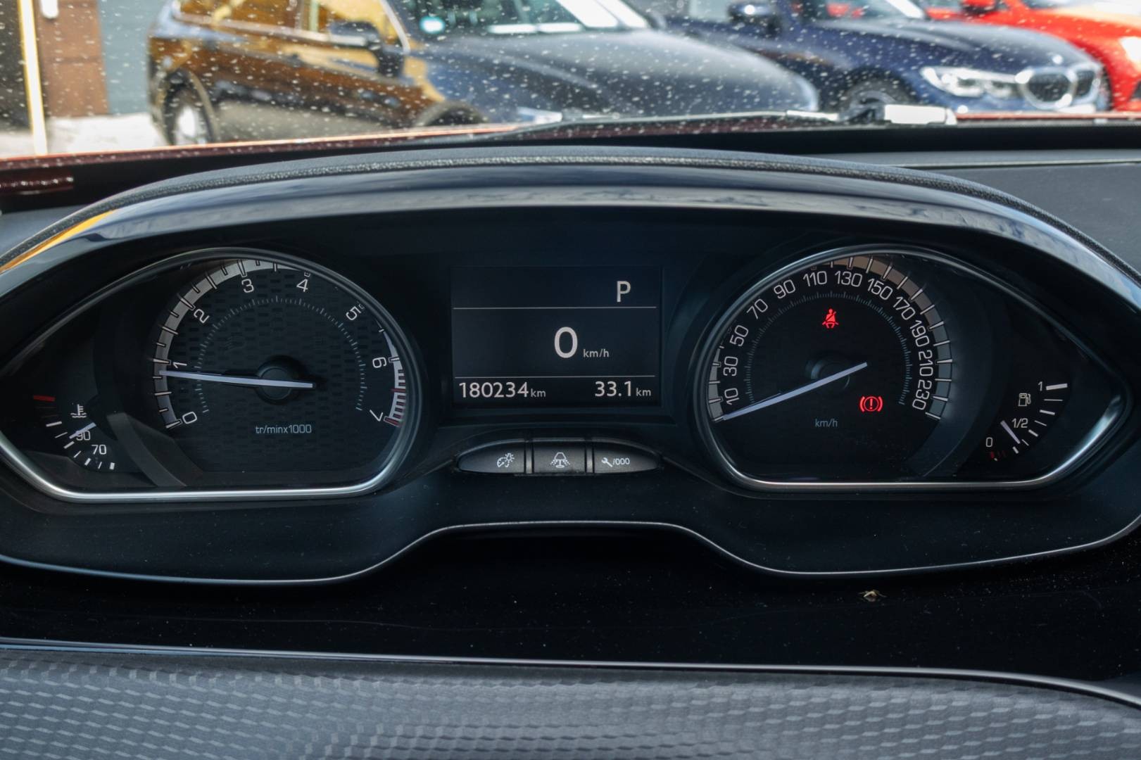 Peugeot 2008 1.2 PureTech 110 S&S GT Line A/T – Obrázok 14