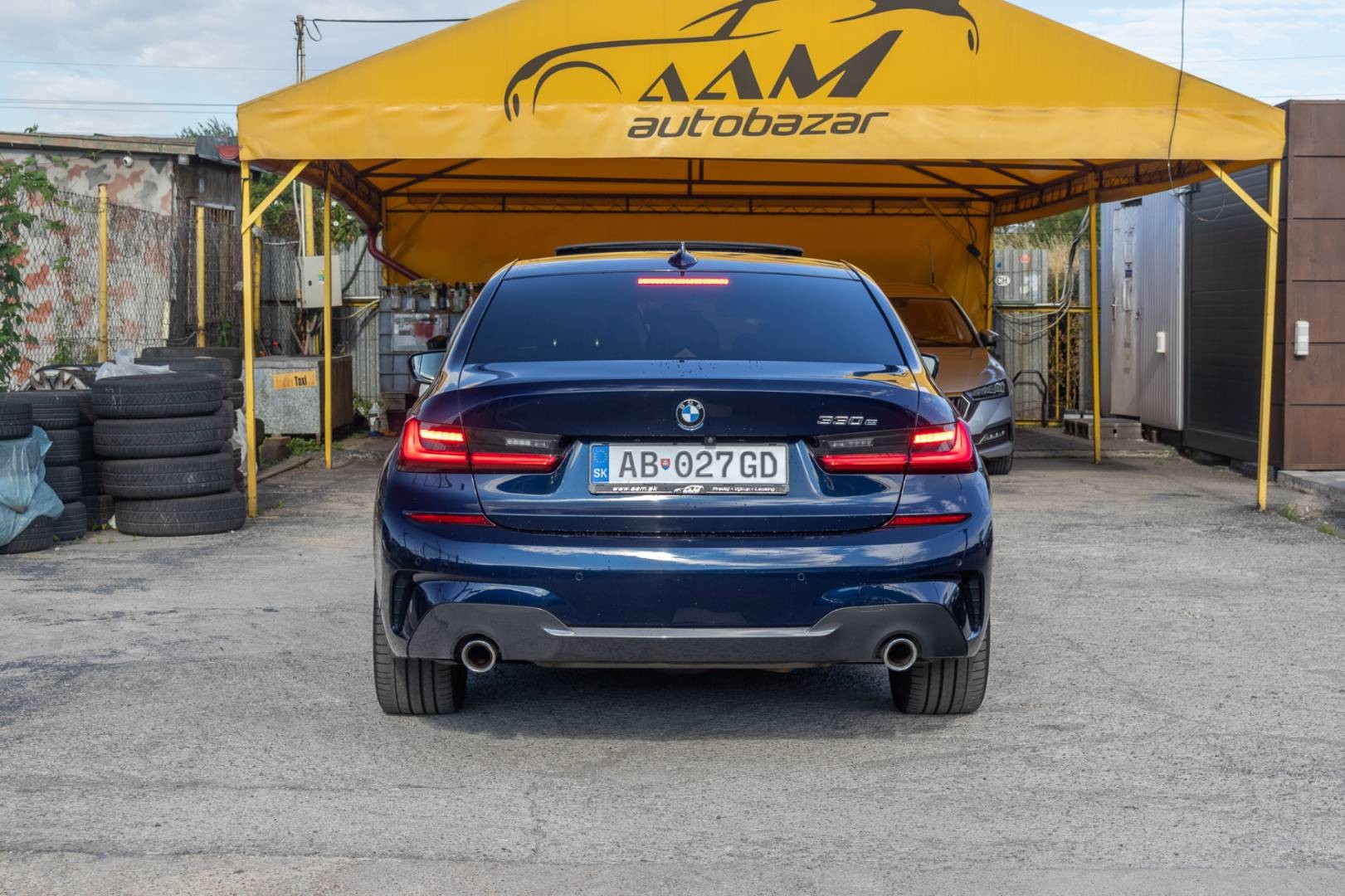 BMW Rad 3 330e G20 PHEV A/T -NEBÚRANÉ – Obrázok 7