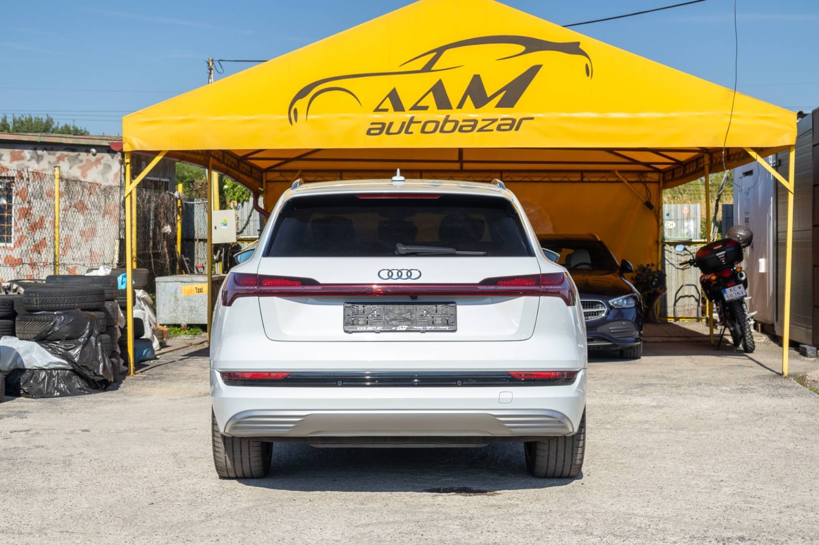 Audi E-tron 55 Quattro S-LINE -NEBÚRANÉ – Obrázok 8