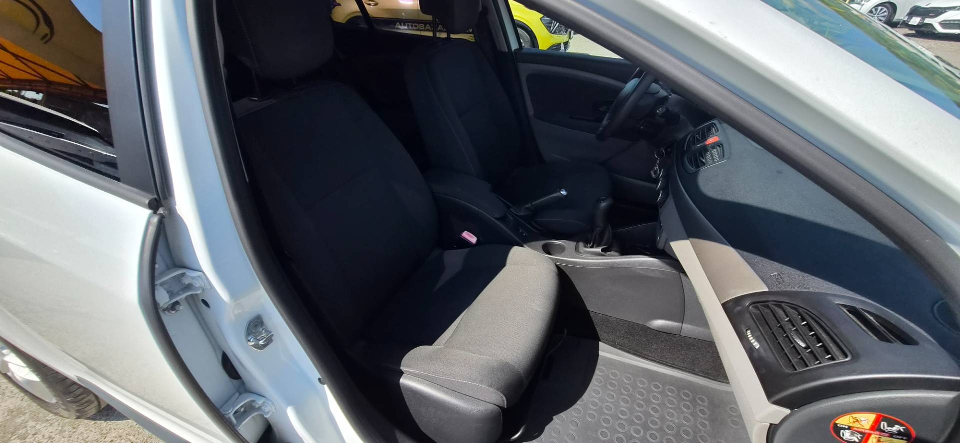 Renault Mégane 1.6 16V Expression – Obrázok 8
