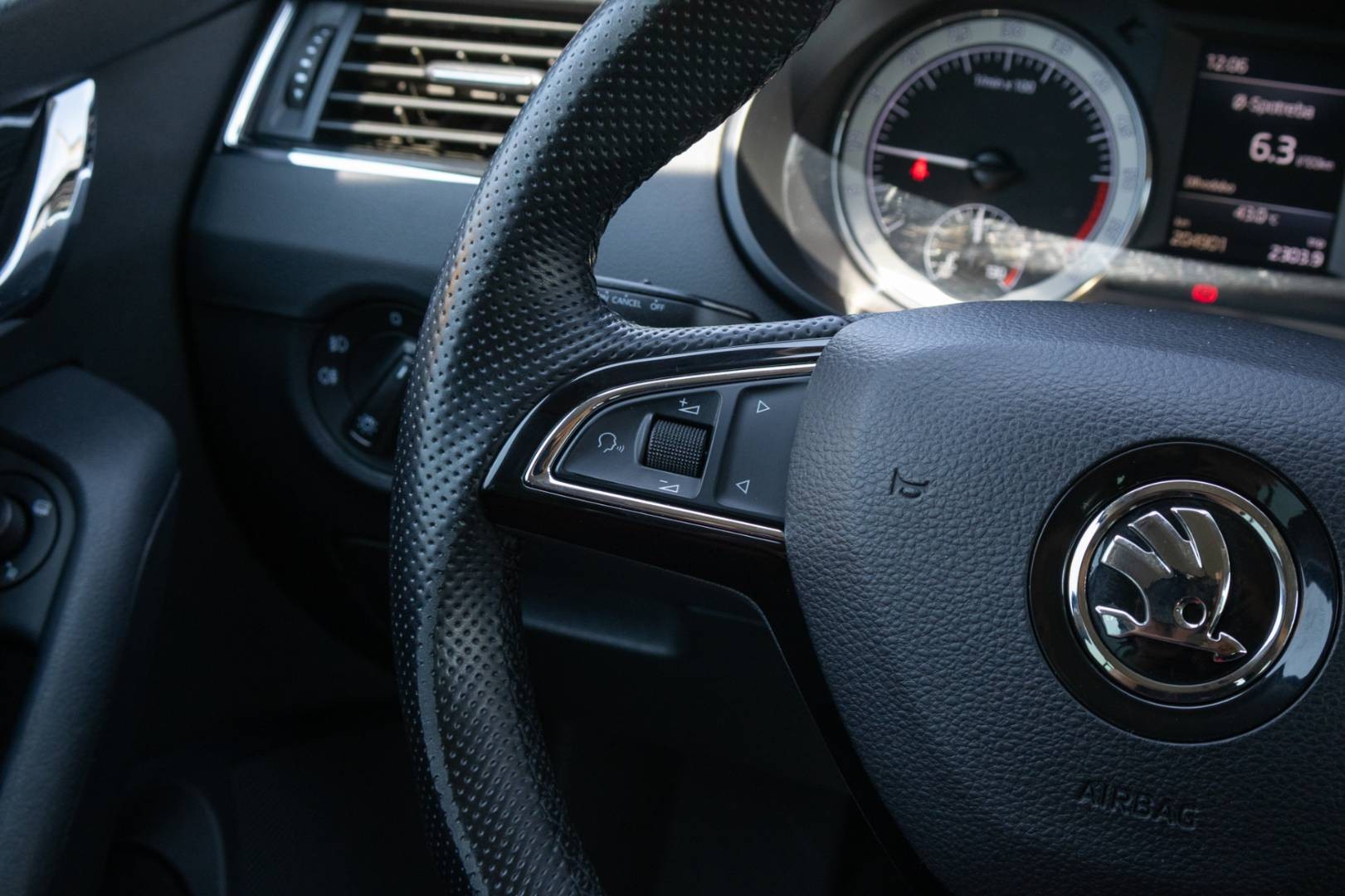 Škoda Octavia Combi 1.6 TDI 115k Style EU6 – Obrázok 14