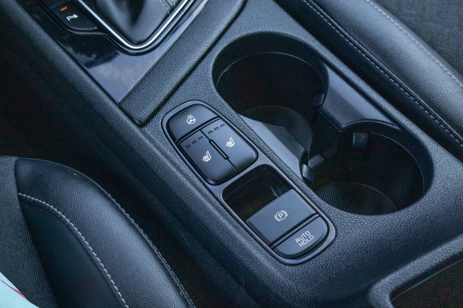 Kia Niro 1.6 GDi Hybrid Platinum A/T – Obrázok 22