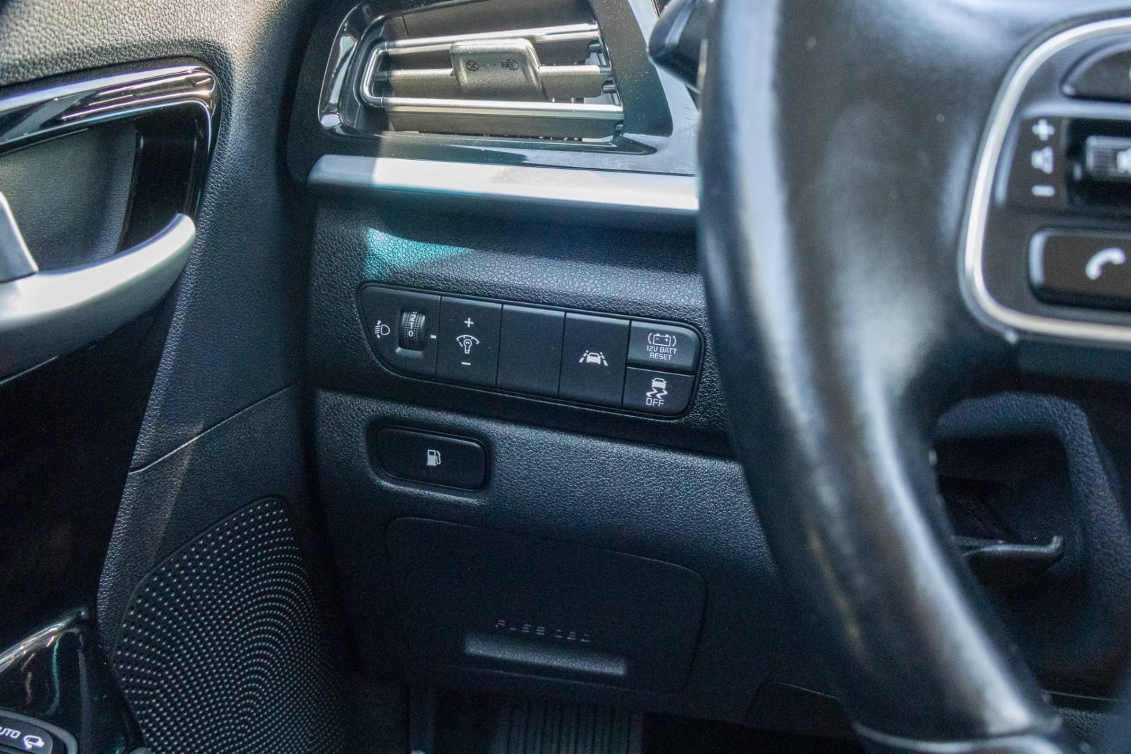 Kia Niro 1.6 GDi Hybrid Platinum A/T – Obrázok 24