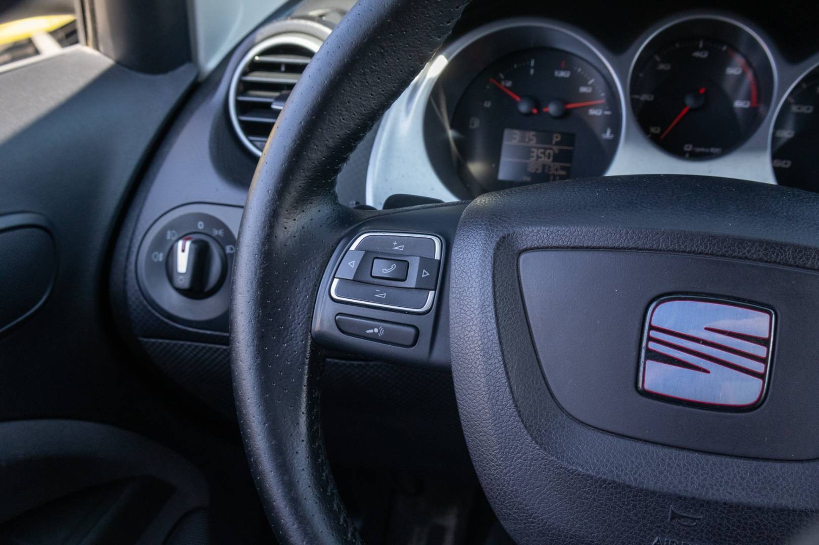 Seat Altea XL 2.0 TDI CR DPF Style DSG – Obrázok 15