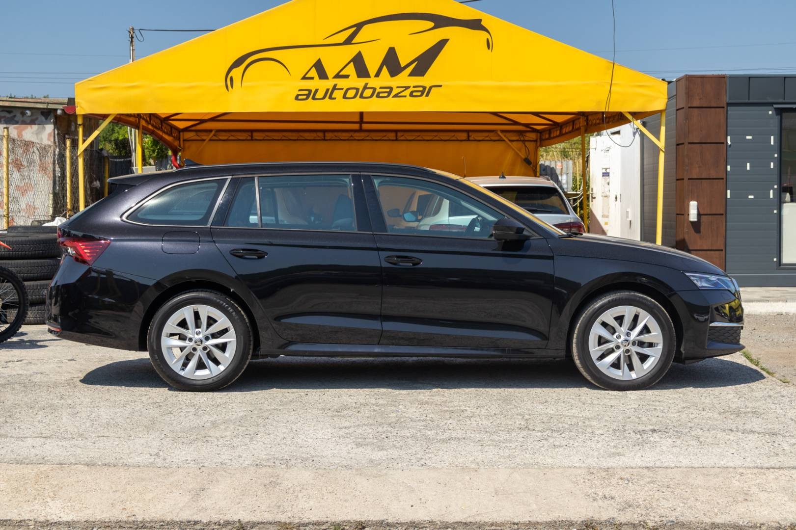 Škoda Octavia Combi 2.0 TDI DSG Selection+ / NEBÚRANÉ / Po servise – Obrázok 4