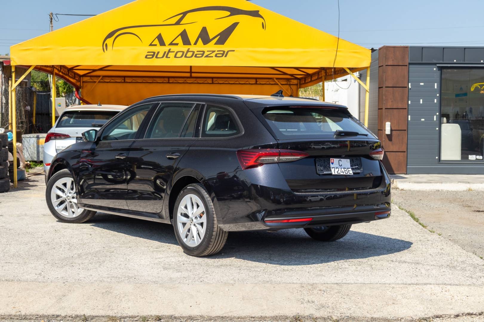 Škoda Octavia Combi 2.0 TDI DSG Selection+ / NEBÚRANÉ / Po servise – Obrázok 6
