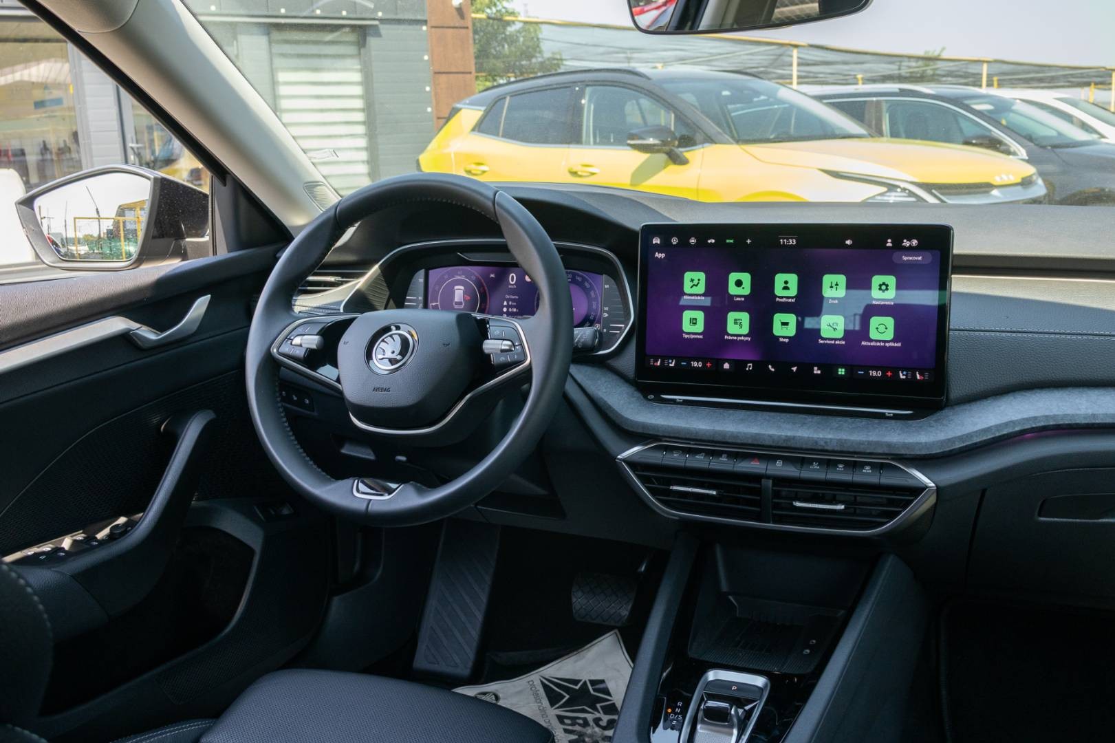 Škoda Octavia Combi 2.0 TDI DSG Selection+ / NEBÚRANÉ / Po servise – Obrázok 12
