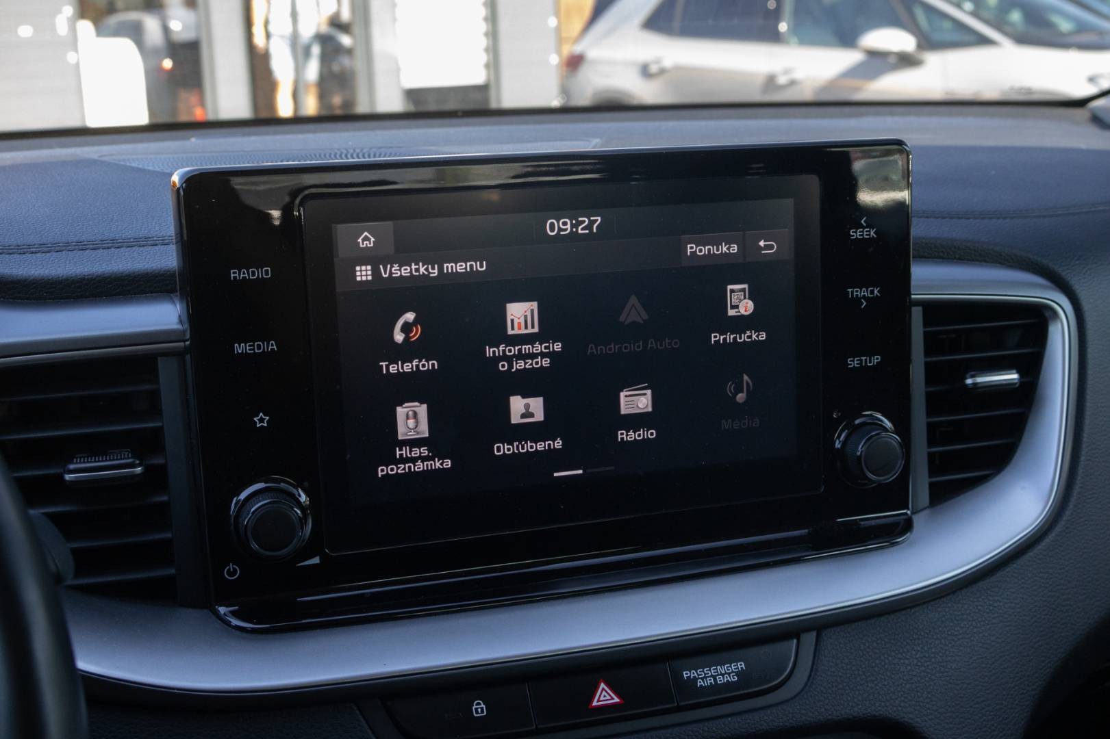 Kia XCeed 1.5 T-GDi Gold v ZARUKE – Obrázok 18