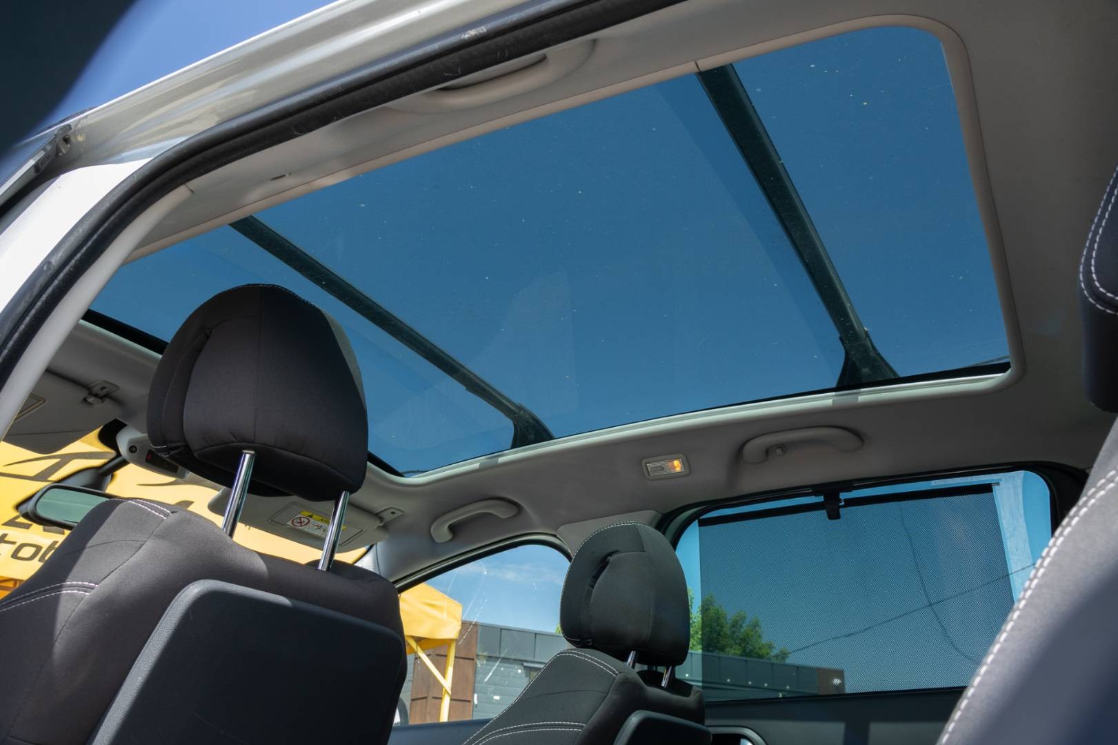 Peugeot 5008 2.0 BlueHDi 7-miest,166tis.km – Obrázok 10