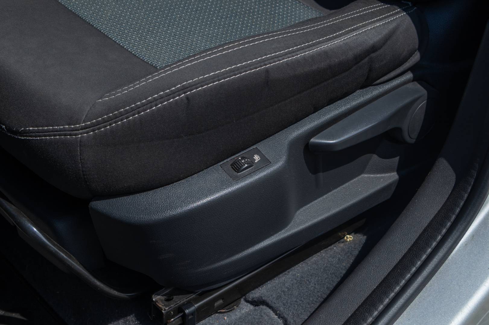 Peugeot 5008 2.0 BlueHDi 7-miest,166tis.km – Obrázok 13