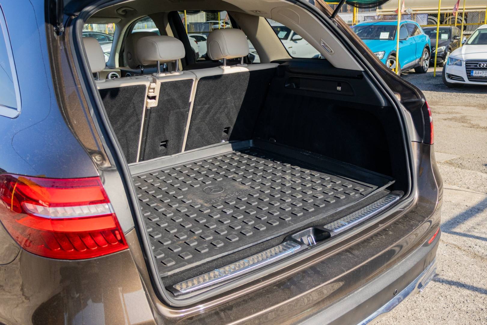 Mercedes-Benz GLC SUV 250d 4MATIC A/T – Obrázok 9