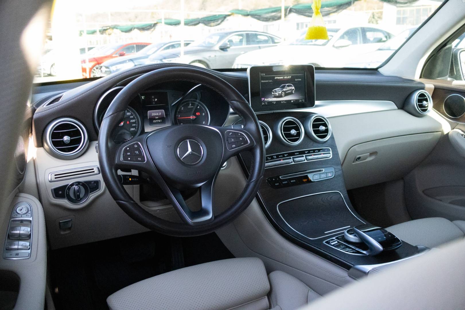 Mercedes-Benz GLC SUV 250d 4MATIC A/T – Obrázok 23