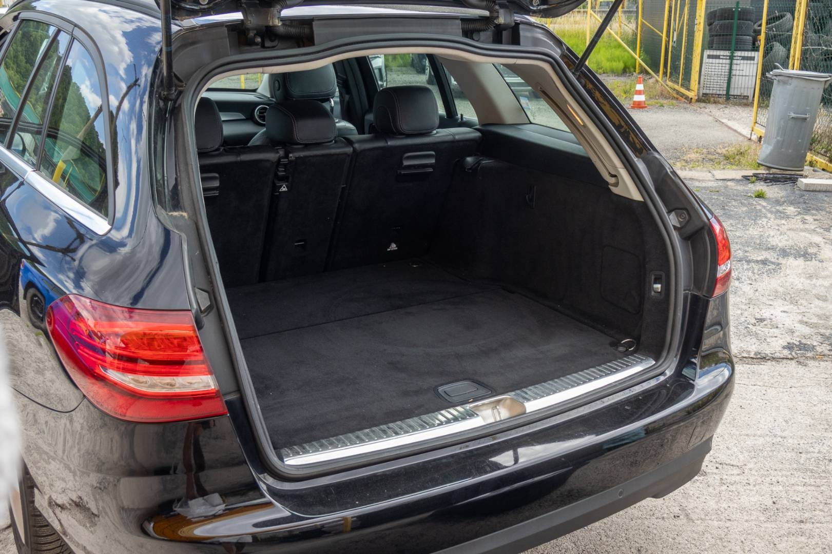 Mercedes-Benz C trieda Kombi 200 d – Obrázok 9