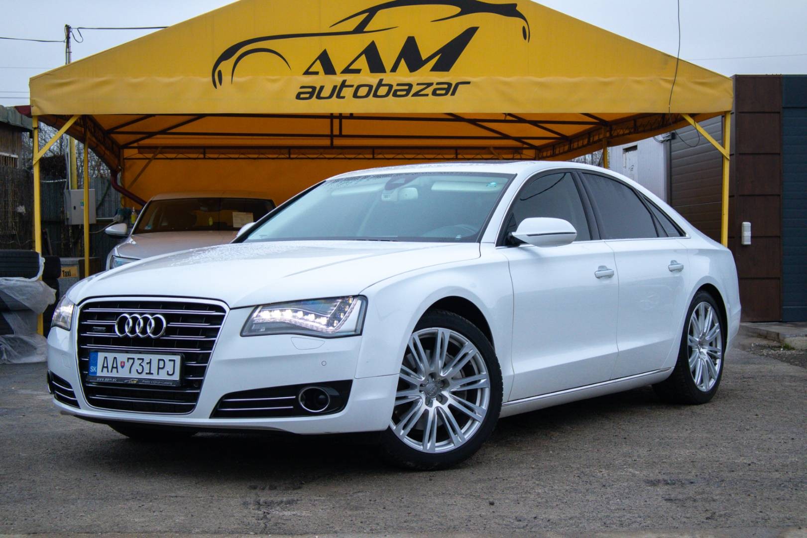 Audi A8 3.0 TDI quattro-po servise,TV,masáž,odvetrávanie,20",soft-close,TOP stav