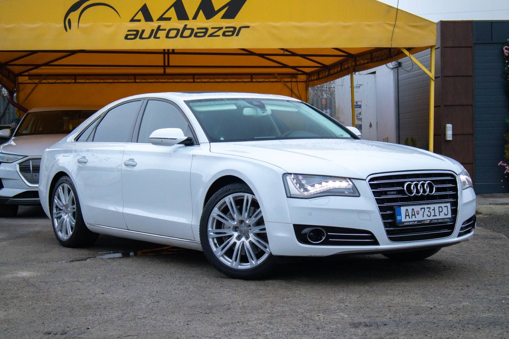 Audi A8 3.0 TDI quattro-po servise,TV,masáž,odvetrávanie,20",soft-close,TOP stav – Obrázok 3