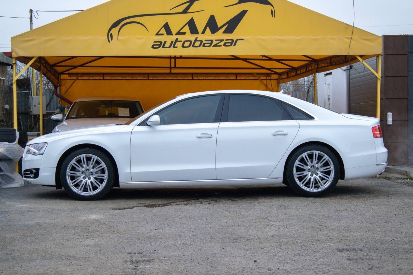Audi A8 3.0 TDI quattro-po servise,TV,masáž,odvetrávanie,20",soft-close,TOP stav – Obrázok 5