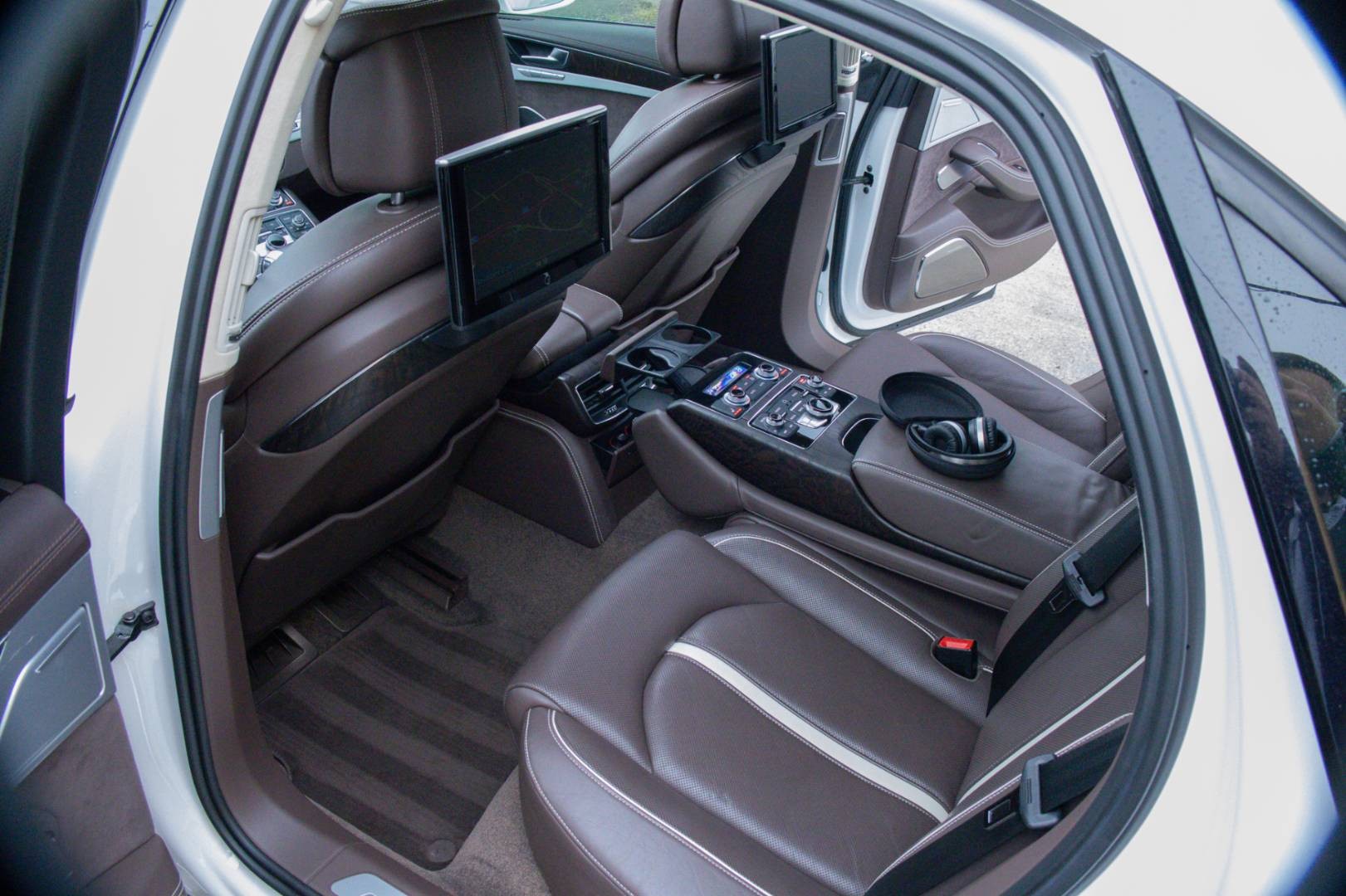 Audi A8 3.0 TDI quattro-po servise,TV,masáž,odvetrávanie,20",soft-close,TOP stav – Obrázok 16