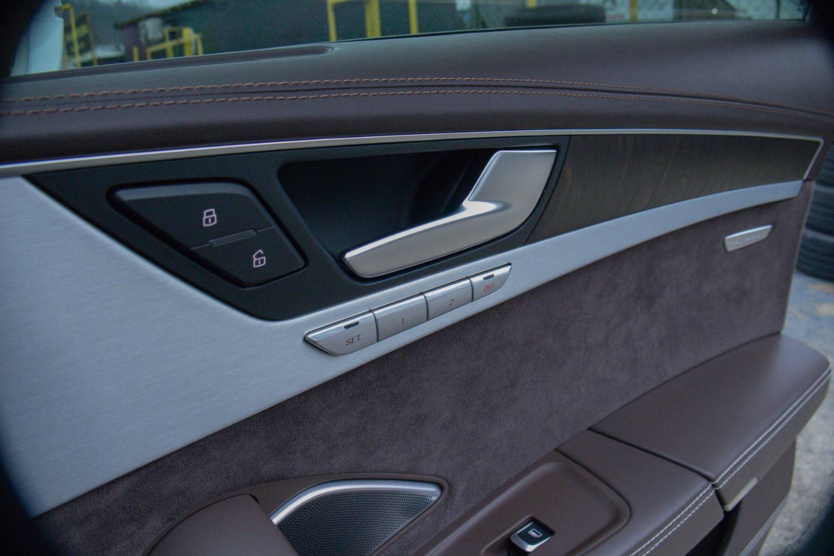 Audi A8 3.0 TDI quattro-po servise,TV,masáž,odvetrávanie,20",soft-close,TOP stav – Obrázok 22