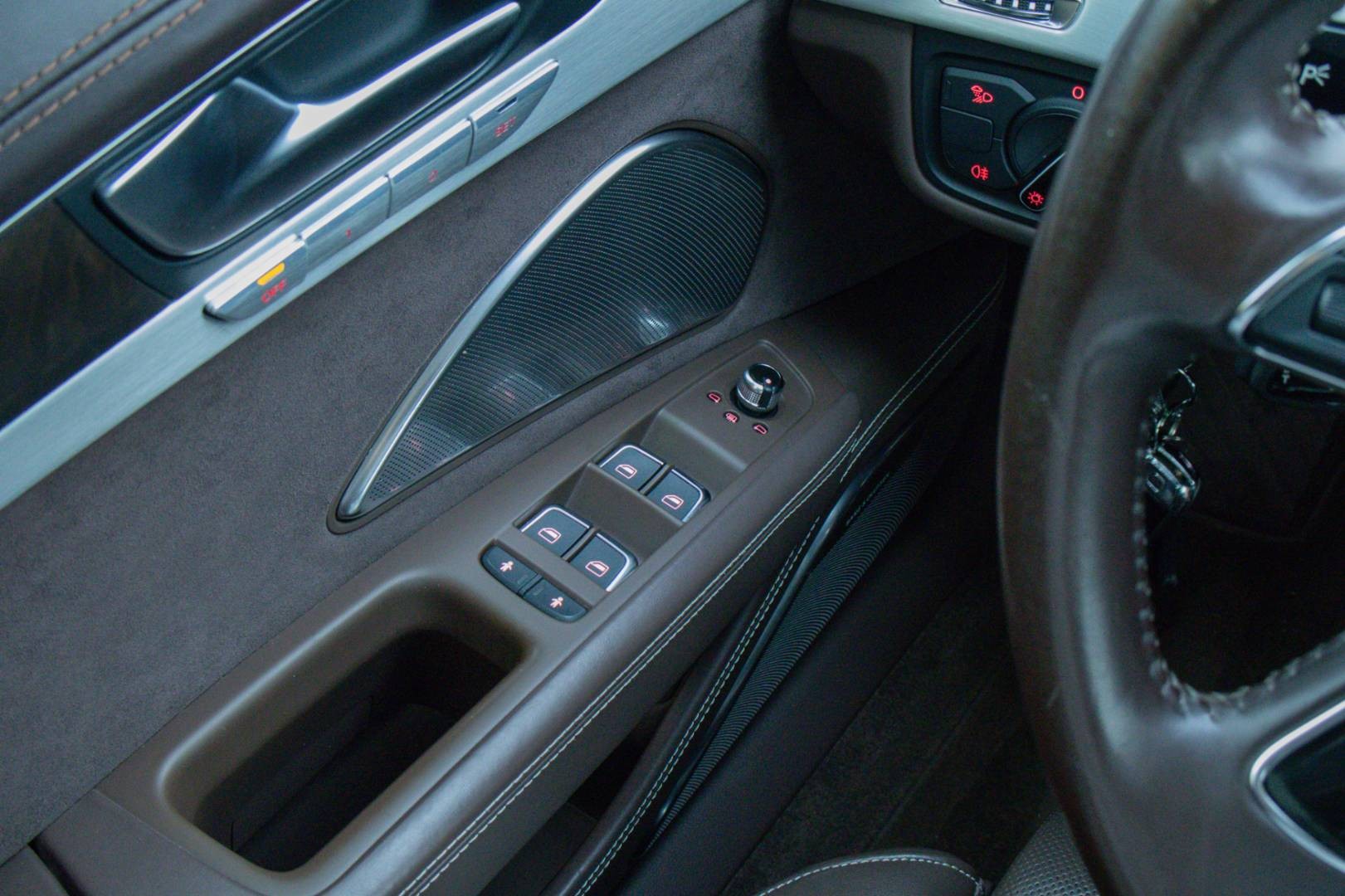 Audi A8 3.0 TDI quattro-po servise,TV,masáž,odvetrávanie,20",soft-close,TOP stav – Obrázok 23