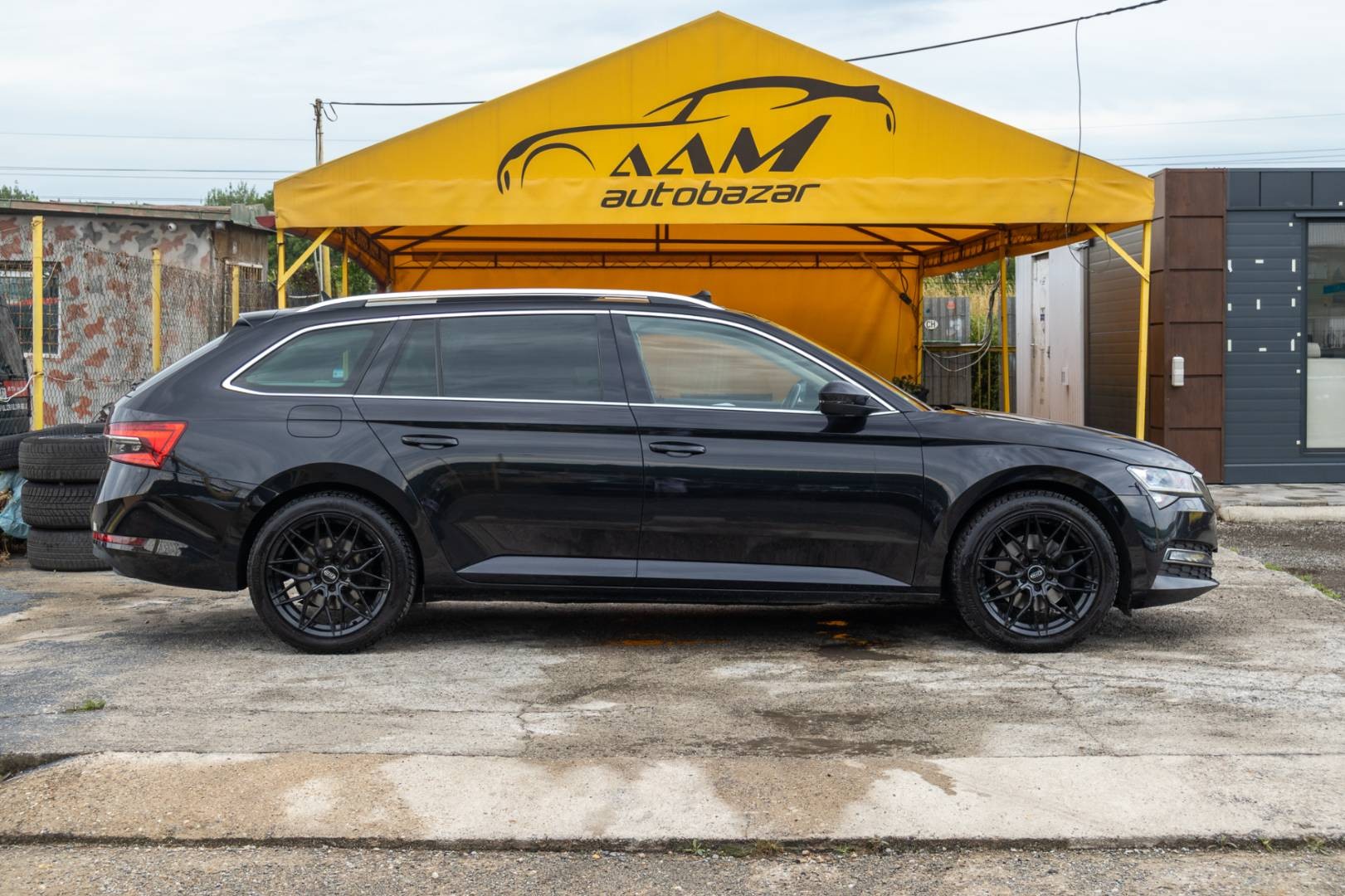 Škoda Superb Combi 3 FL 2.0 TDI 4x4 Style+ DSG -NEBÚRANÉ – Obrázok 4