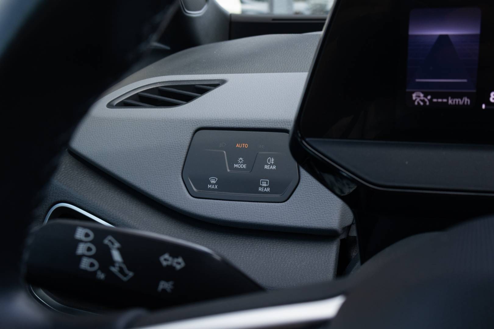 Volkswagen ID.3 58 kWh -NEBÚRANÉ – Obrázok 14