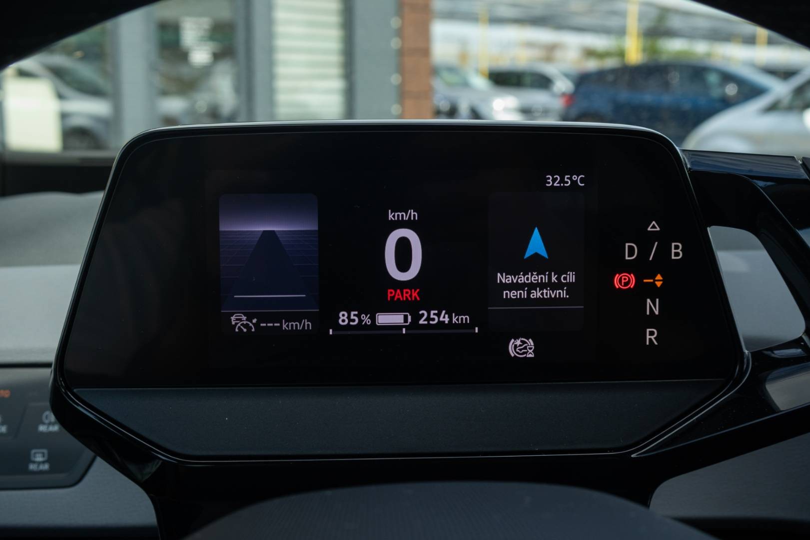 Volkswagen ID.3 58 kWh -NEBÚRANÉ – Obrázok 18