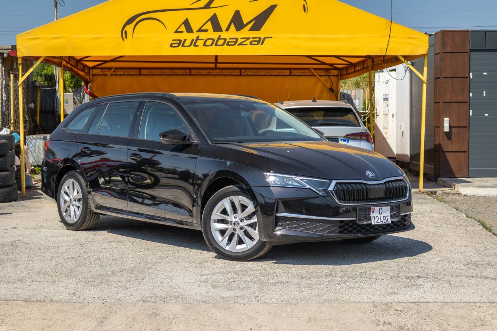 Škoda Octavia Combi 2.0 TDI DSG Selection+ / NEBÚRANÉ / Po servise – Obrázok 3