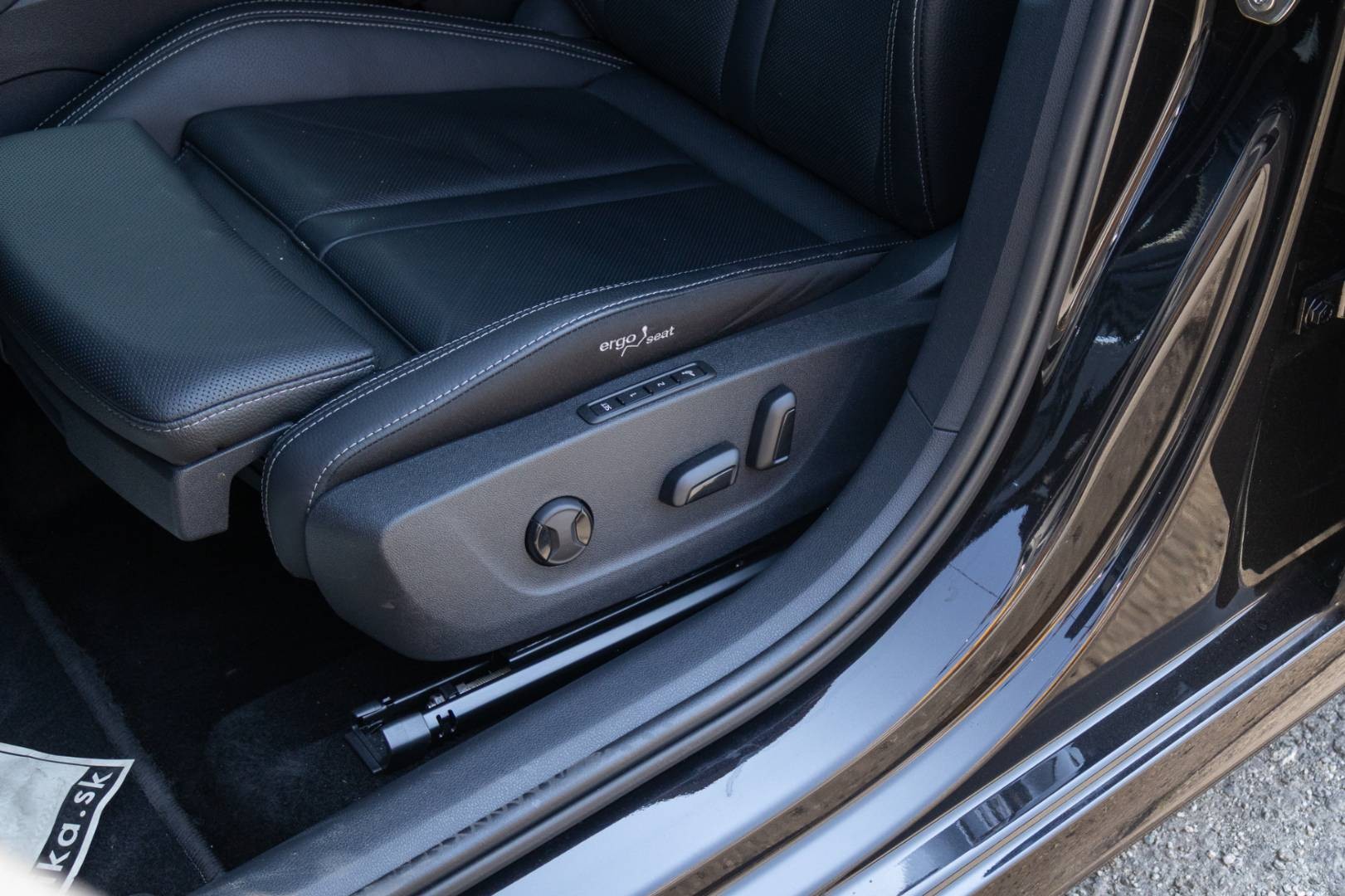 Škoda Octavia Combi 2.0 TDI DSG Selection+ / NEBÚRANÉ / Po servise – Obrázok 25