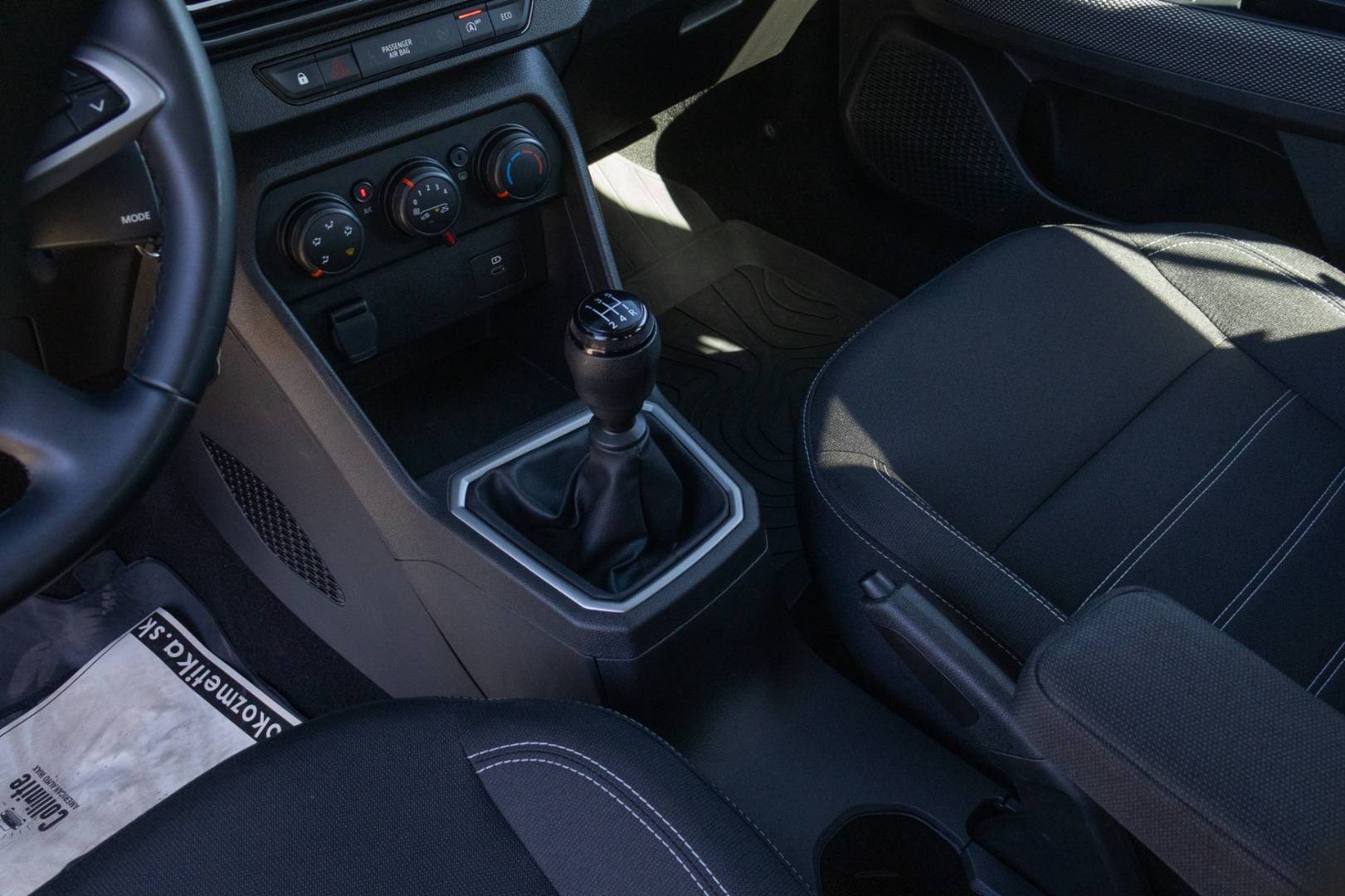 Dacia Sandero 1.0 TCe 100 ECO-G Essential – Obrázok 24