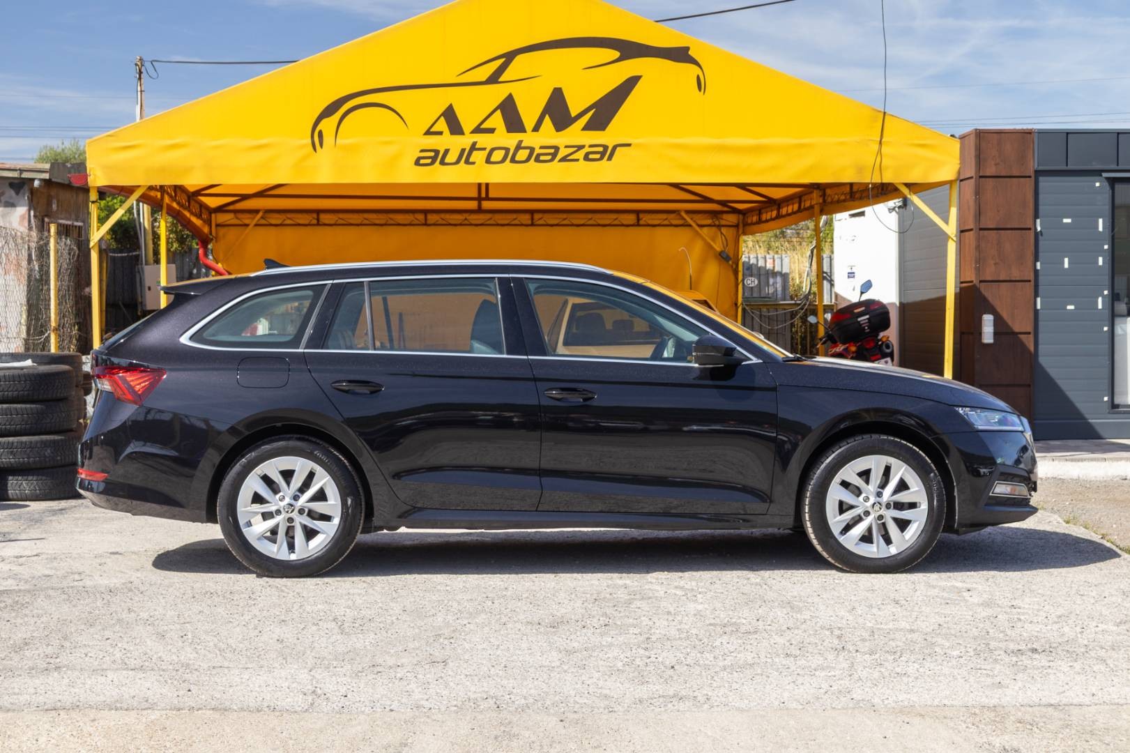 Škoda Octavia Combi 2.0 TDI SCR Style DSG – Obrázok 4