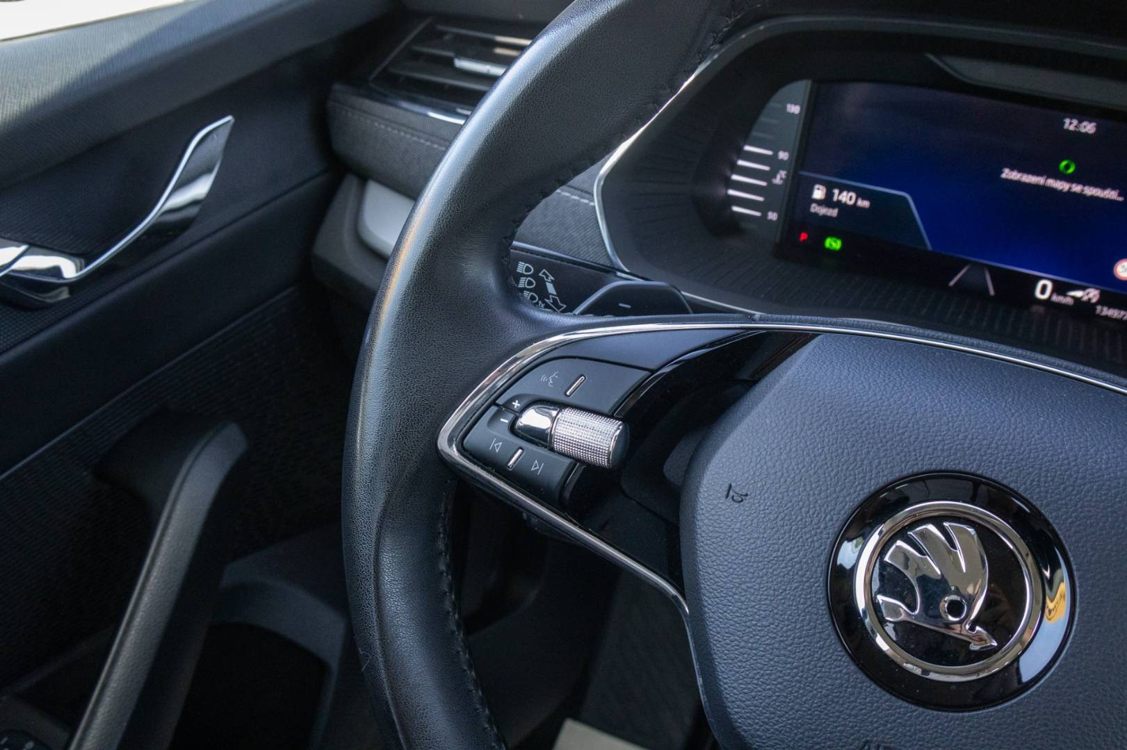 Škoda Octavia Combi 2.0 TDI SCR Style DSG – Obrázok 17