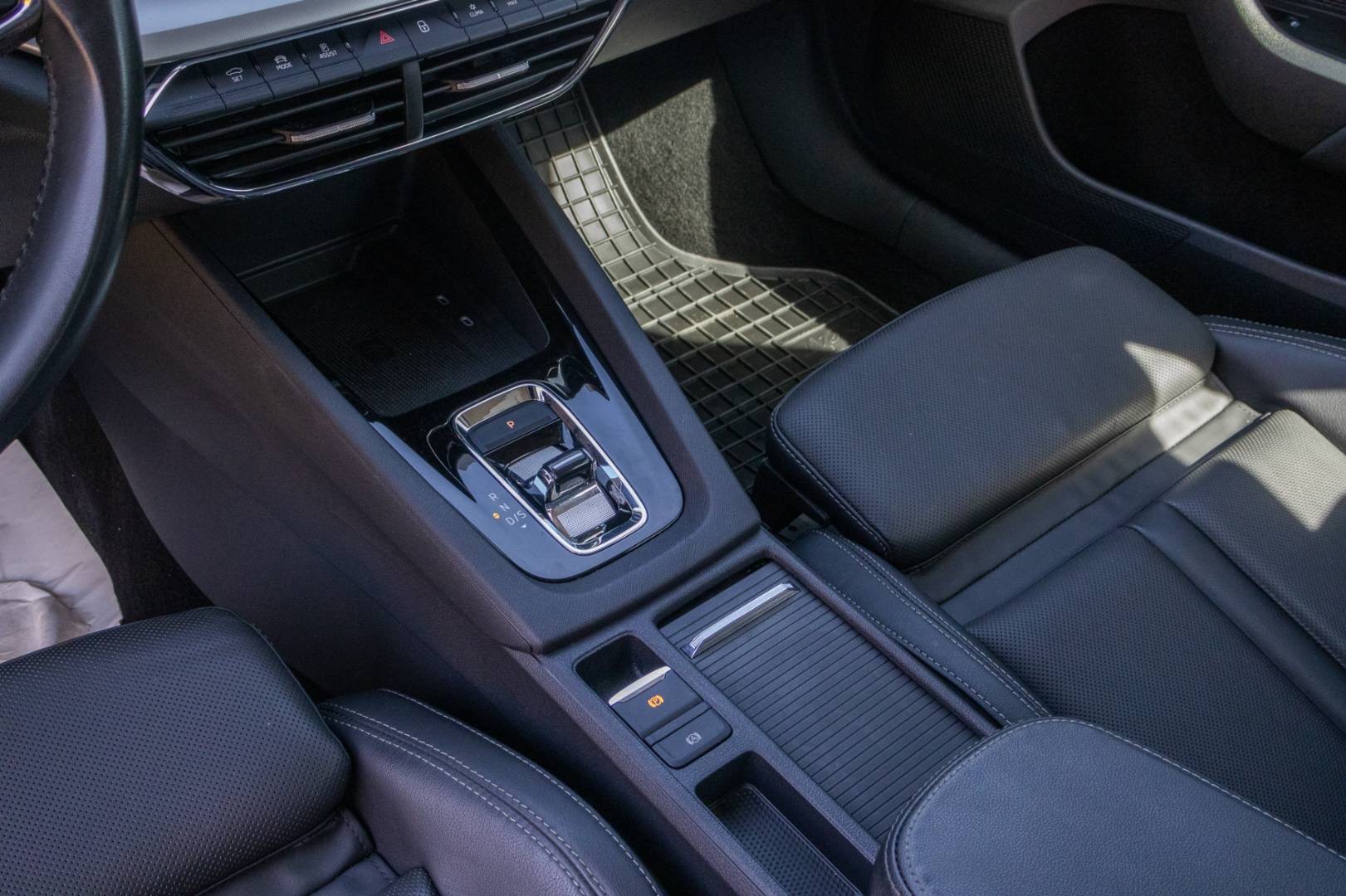 Škoda Octavia Combi 2.0 TDI SCR Style DSG – Obrázok 29
