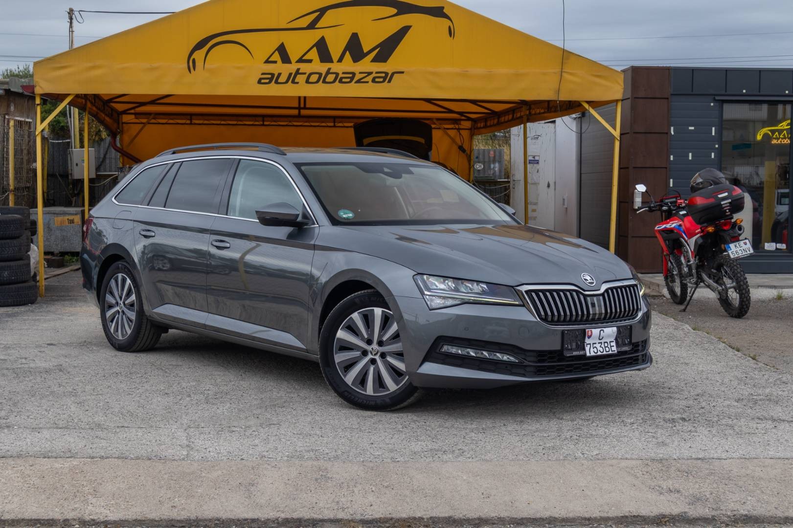 Škoda Superb Combi 2.0 TDI SCR Ambition+ DSG -NEBÚRANÉ – Obrázok 3