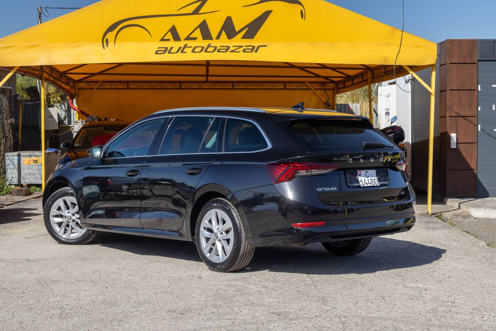 Škoda Octavia Combi 2.0 TDI SCR Style DSG – Obrázok 6
