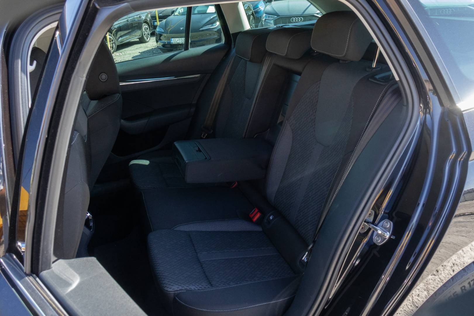 Škoda Octavia Combi 2.0 TDI SCR Style DSG – Obrázok 11